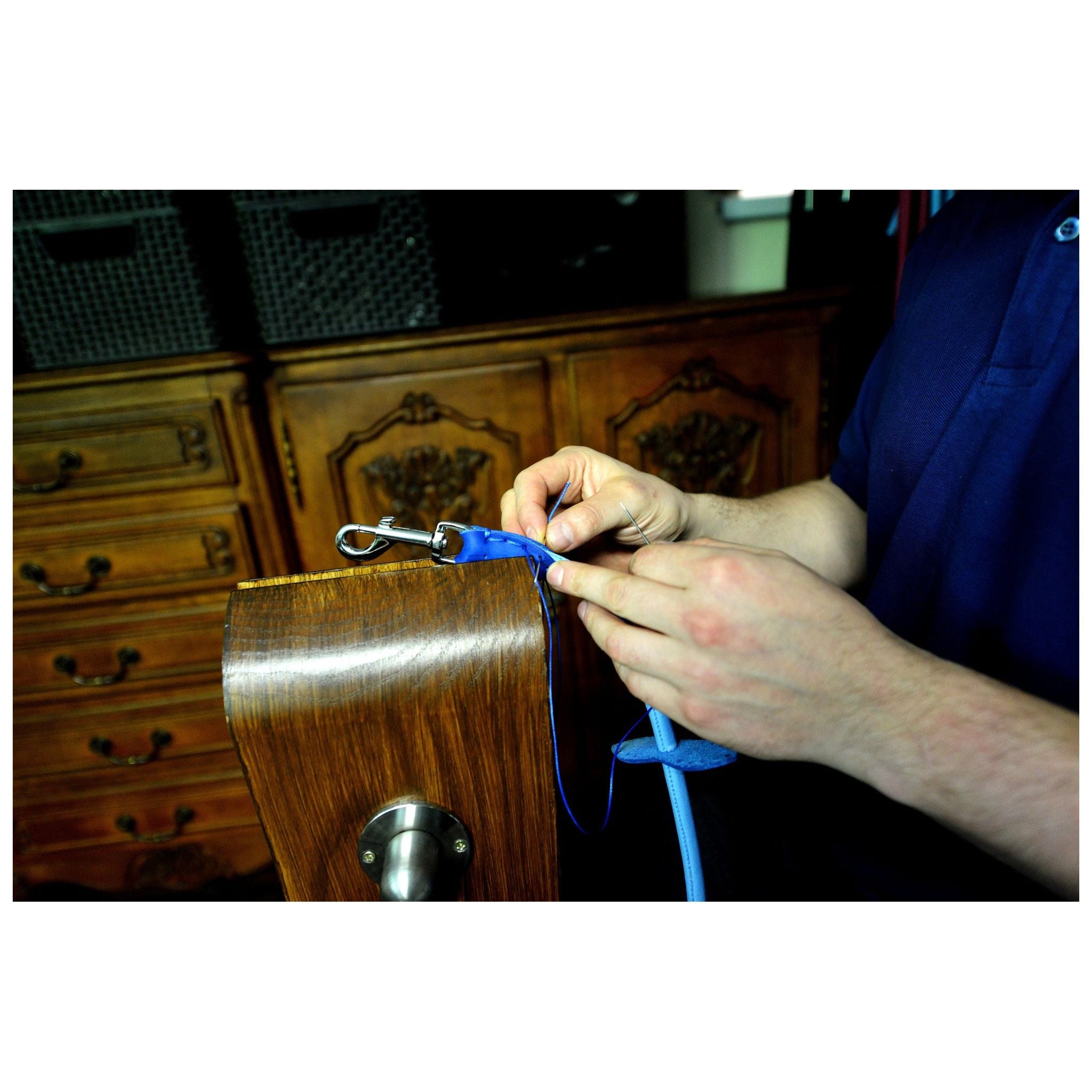 Round 4 Foot Leather Leash